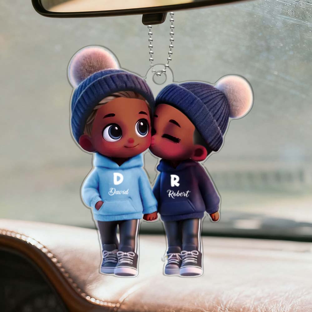 Personalisierter Autoanhänger mit Cartoon-Pärchen – Liebe zum Mitnehmen